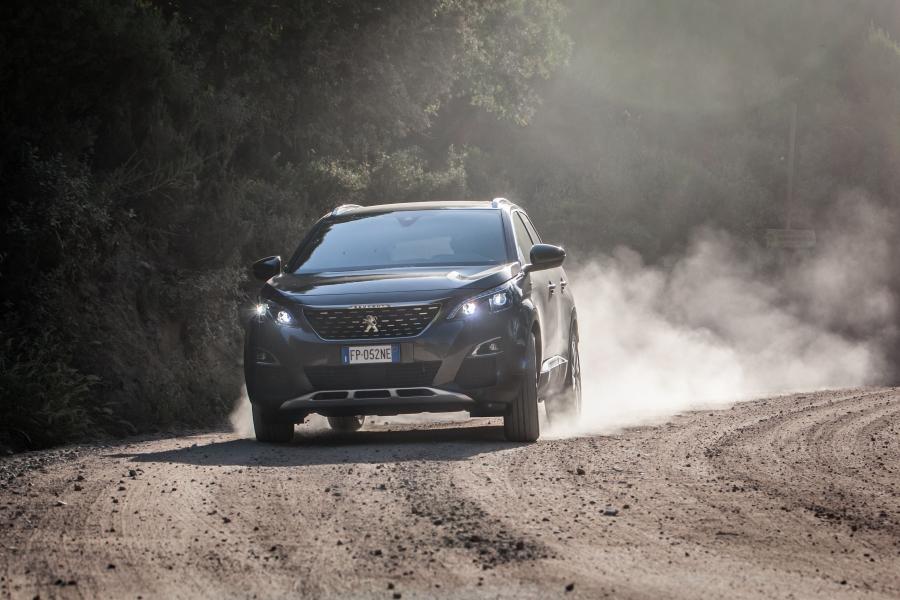  Peugeot 3008 GT Line 2016 года  (WW) (фото 29 из 42)